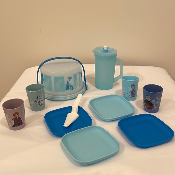 Tupperware Kitchen Frozen 2 Mini Serving Set Tupperware Poshmark